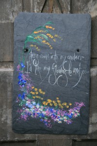 Slate_With_Flowers